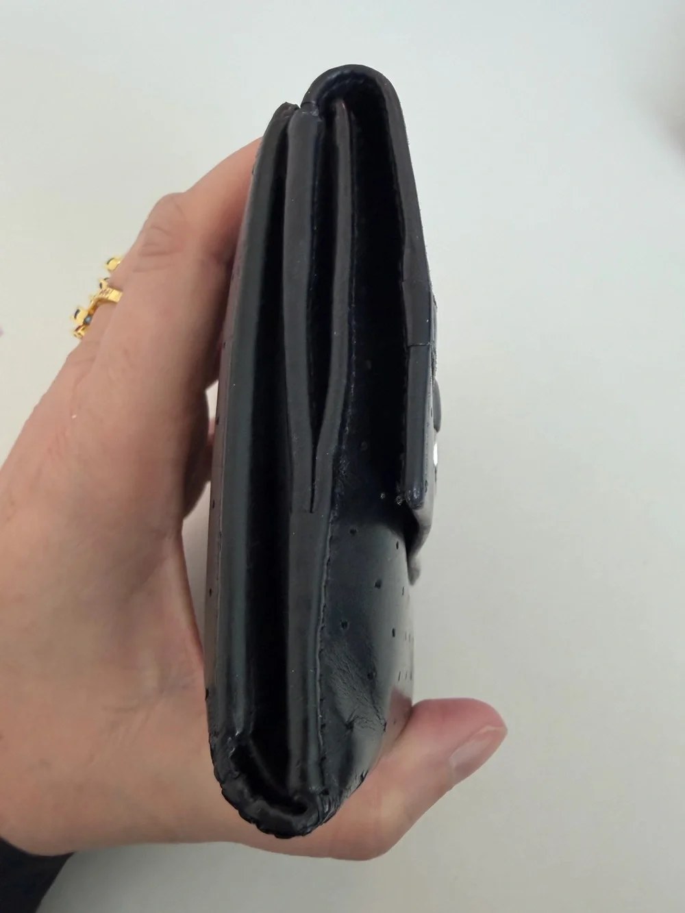 Vintage Y2K Gucci Black Leather Wallet with Silver Double G Logo